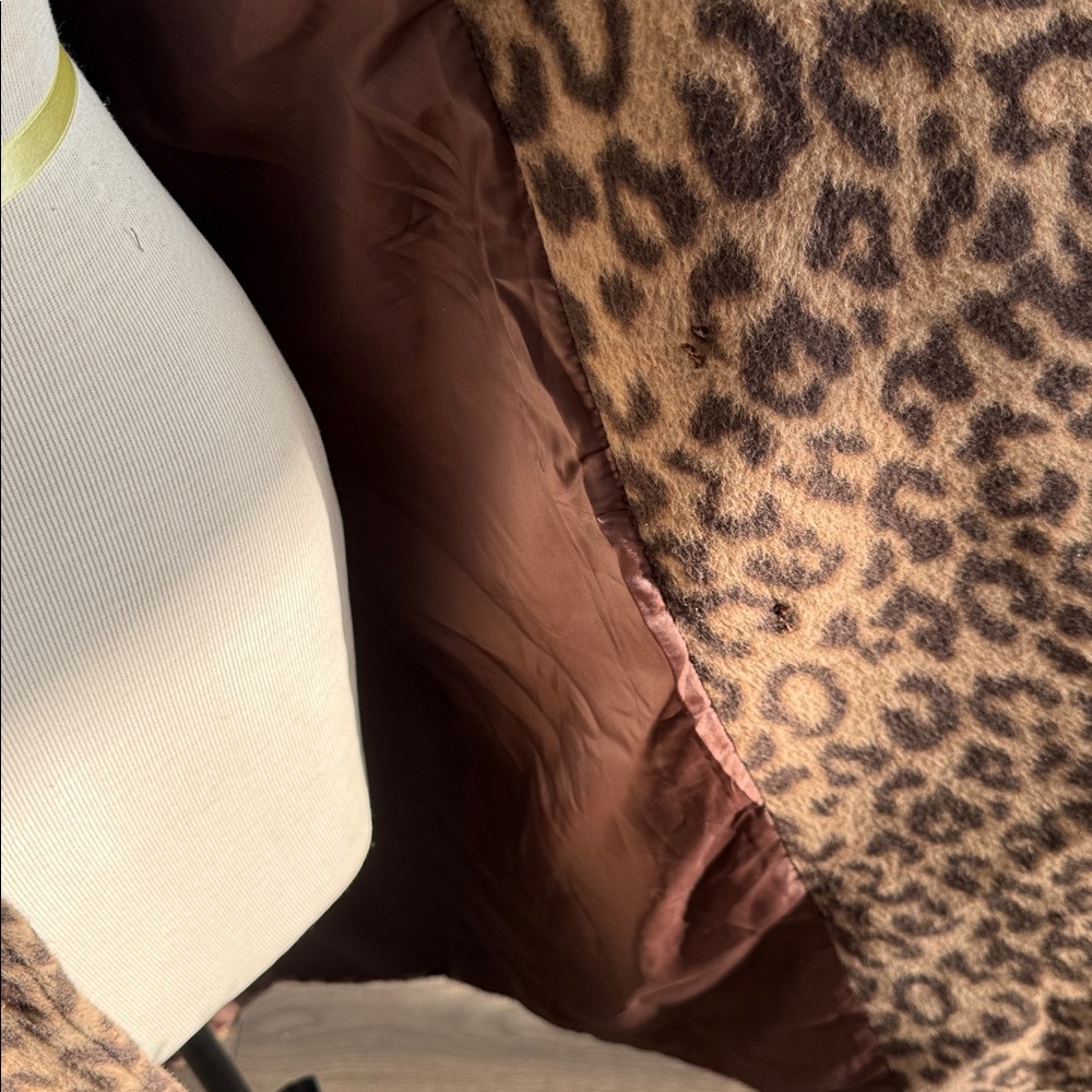 Leopard Print Long Coat structured shoulders Vtg - image 8